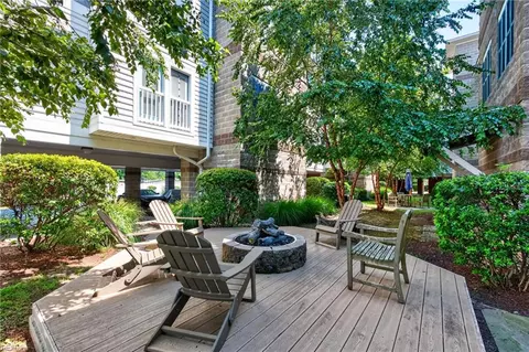 7922 Shore Dr, Norfolk, VA 23518