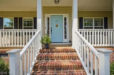 Exterior - 8484 Patrick Henry Way, Gloucester, VA 23061 photo 2 of 7