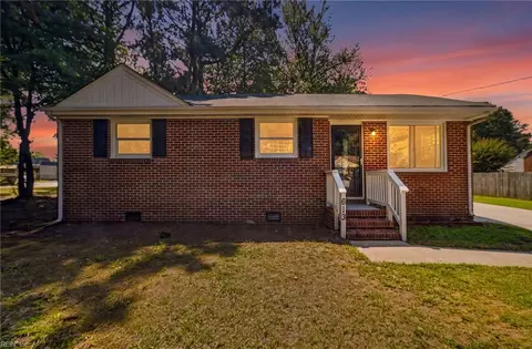 613 Yorkshire Rd, Portsmouth, VA 23701