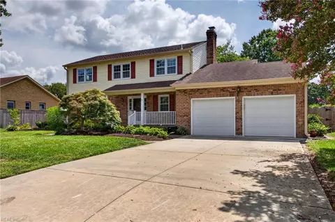 5229 Stratford Chase Dr, Virginia Beach, VA 23464