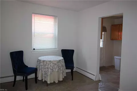 Dining - 1111 Redgate Ave, Norfolk, VA 23507 photo 1 of 1