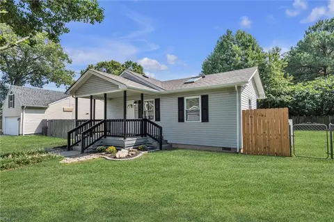 Exterior - 320 Hicks Ave, Norfolk, VA 23502 photo 1 of 4
