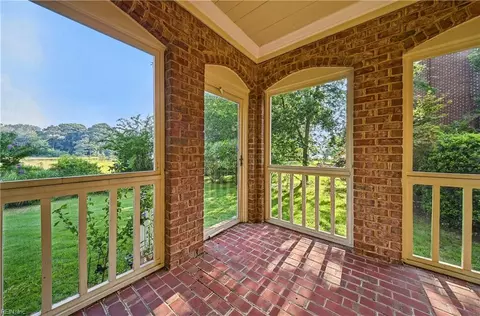 Exterior - 1417 S Veaux Loop, Norfolk, VA 23509 photo 4 of 6