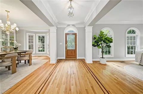 Entry Way - 1417 S Veaux Loop, Norfolk, VA 23509 photo 1 of 3