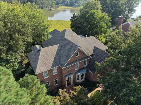 View/Area - 1417 S Veaux Loop, Norfolk, VA 23509 photo 1 of 5