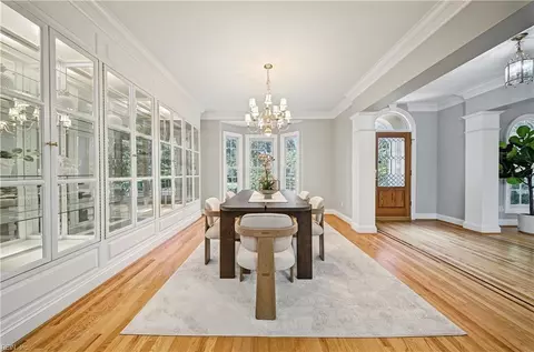Dining - 1417 S Veaux Loop, Norfolk, VA 23509 photo 1 of 3