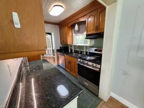 Kitchen - 3609 Matoaka Rd, Hampton, VA 23661 photo 2 of 2