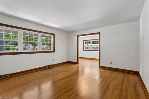 Living - 1667 Neptune Dr, Hampton, VA 23669 photo 2 of 3