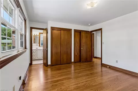 Bedroom - 1667 Neptune Dr, Hampton, VA 23669 photo 1 of 5
