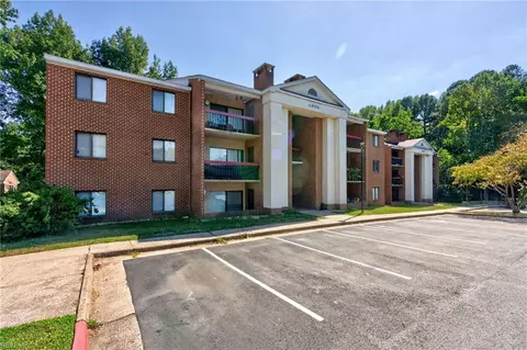 4008 Governors Sq #11, Williamsburg, VA 23188