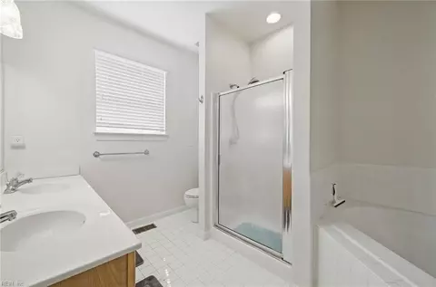 Bath - 236 Zelkova Rd, Williamsburg, VA 23185 photo 1 of 6