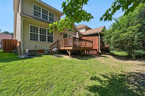 Exterior - 236 Zelkova Rd, Williamsburg, VA 23185 photo 3 of 6