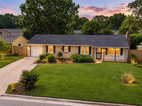 3809 Concord Bridge Rd, Virginia Beach, VA 23452
