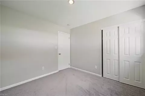 Bedroom - 502 Regina Ct, Hampton, VA 23669 photo 5 of 9