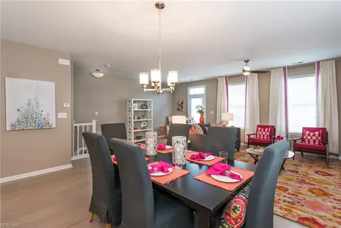 Dining - 661 Allery Rd, Chesapeake, VA 23320 photo 2 of 2