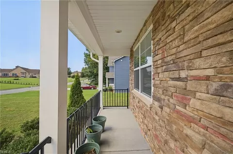 Exterior - 116 Regency Ln, Franklin, VA 23851 photo 2 of 9