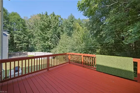 Exterior - 116 Regency Ln, Franklin, VA 23851 photo 6 of 9