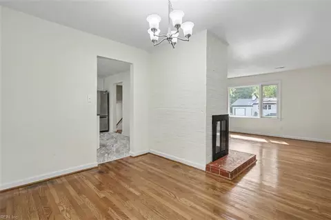Dining - 8 Riverdale Dr, Hampton, VA 23666 photo 2 of 2