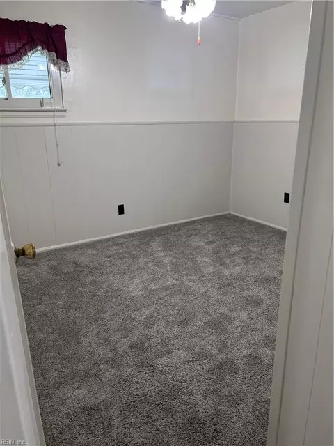 Bedroom - 5304 Silvey Dr, Norfolk, VA 23502 photo 4 of 4