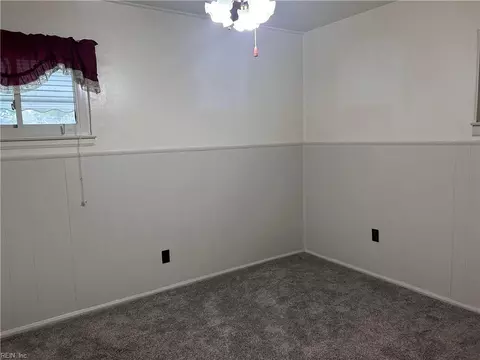 Bedroom - 5304 Silvey Dr, Norfolk, VA 23502 photo 1 of 4