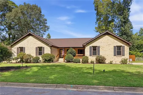 1132 Cordova Ct, Virginia Beach, VA 23456