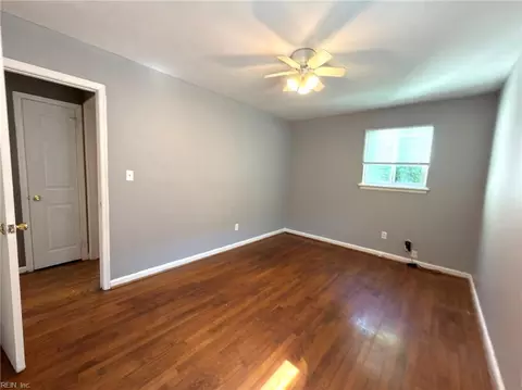 Bedroom - 216 W Kelly Ave, Hampton, VA 23663 photo 2 of 4