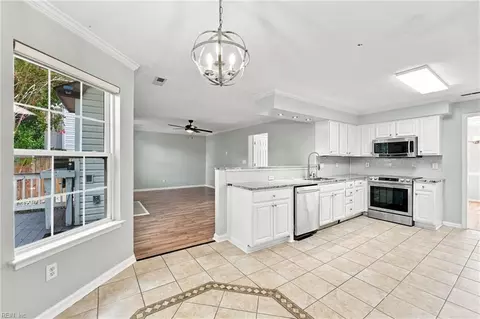 Kitchen - 127 Baker Farm Dr, Hampton, VA 23666 photo 1 of 5