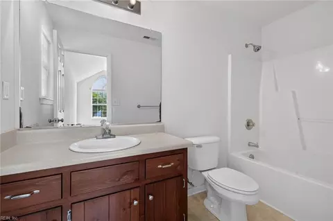 Bath - 1602 Shell Rd, Chesapeake, VA 23323 photo 4 of 5