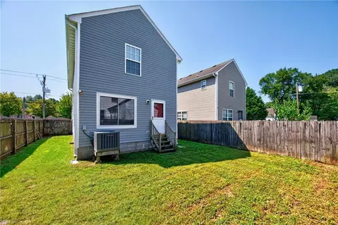 Exterior - 1602 Shell Rd, Chesapeake, VA 23323 photo 4 of 4