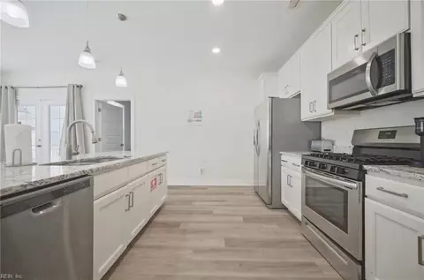Other - 123 N Fourth St, Hampton, VA 23664 photo 1 of 7
