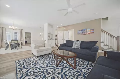 Living - 123 N Fourth St, Hampton, VA 23664 photo 1 of 2