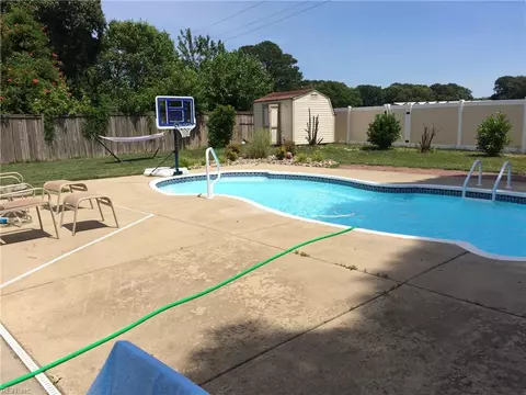 Exterior - 1330 Coral Pl, Hampton, VA 23669 photo 5 of 5
