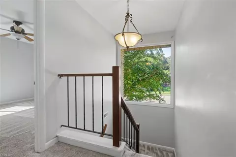 Entry Way - 1330 Coral Pl, Hampton, VA 23669 photo 2 of 2