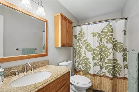 Bath - 1330 Coral Pl, Hampton, VA 23669 photo 3 of 3