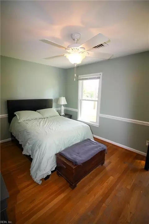 Bedroom - 2708 Meadow Dr W, Chesapeake, VA 23321 photo 4 of 6