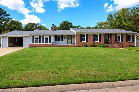 Exterior - 2708 Meadow Dr W, Chesapeake, VA 23321 photo 3 of 19