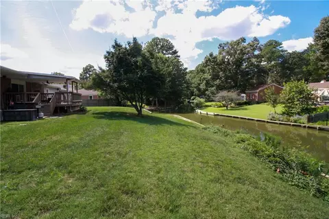 Exterior - 2708 Meadow Dr W, Chesapeake, VA 23321 photo 6 of 19