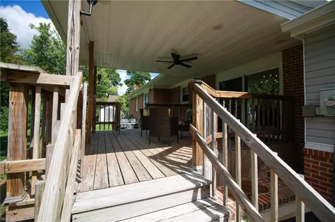 Exterior - 2708 Meadow Dr W, Chesapeake, VA 23321 photo 11 of 19