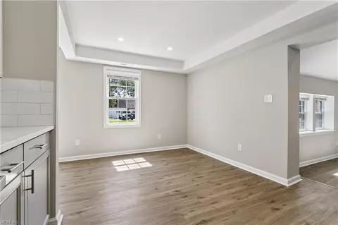 Living - 3 E Davis Rd, Hampton, VA 23666 photo 1 of 5