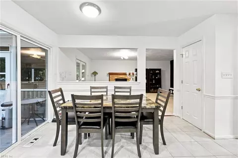 Dining - 641 Edgewood Arch Arch, Chesapeake, VA 23322 photo 1 of 1