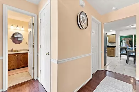 Entry Way - 641 Edgewood Arch Arch, Chesapeake, VA 23322 photo 1 of 9
