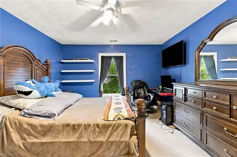 Bedroom - 641 Edgewood Arch Arch, Chesapeake, VA 23322 photo 6 of 10