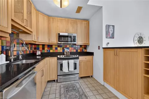 Kitchen - 3226 E Ocean View Ave #5, Norfolk, VA 23518 photo 2 of 3