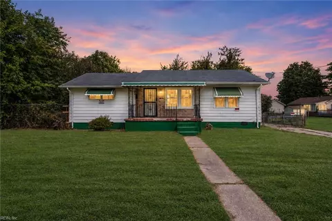 904 Hancock Ave, Portsmouth, VA 23701