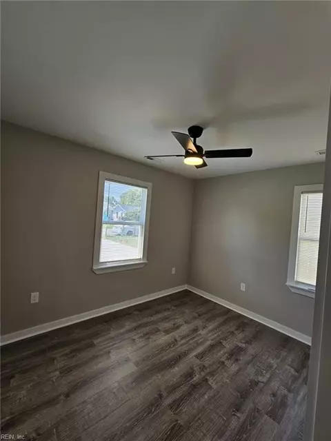 Bedroom - 512 Smiley Rd, Hampton, VA 23663 photo 2 of 2