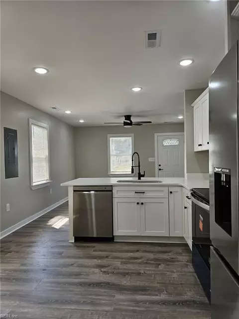 Kitchen - 512 Smiley Rd, Hampton, VA 23663 photo 2 of 2