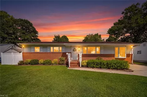 3216 Lark St, Virginia Beach, VA 23452