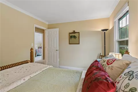 Bedroom - 18 Thoroughbred Dr, Hampton, VA 23666 photo 5 of 6