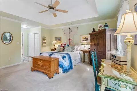 Bedroom - 18 Thoroughbred Dr, Hampton, VA 23666 photo 2 of 6