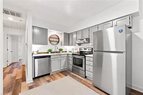 Kitchen - 18 Cavalier Rd, Hampton, VA 23669 photo 1 of 4